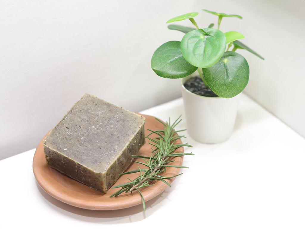 Jabón de romero, alga espirulina y vitamina C grande